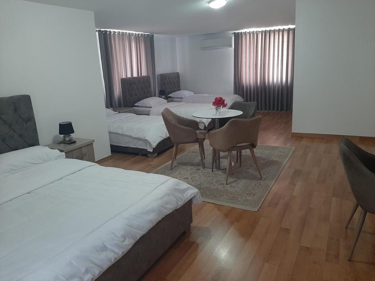 Hotel Vila Arbri Berat Ngoại thất bức ảnh