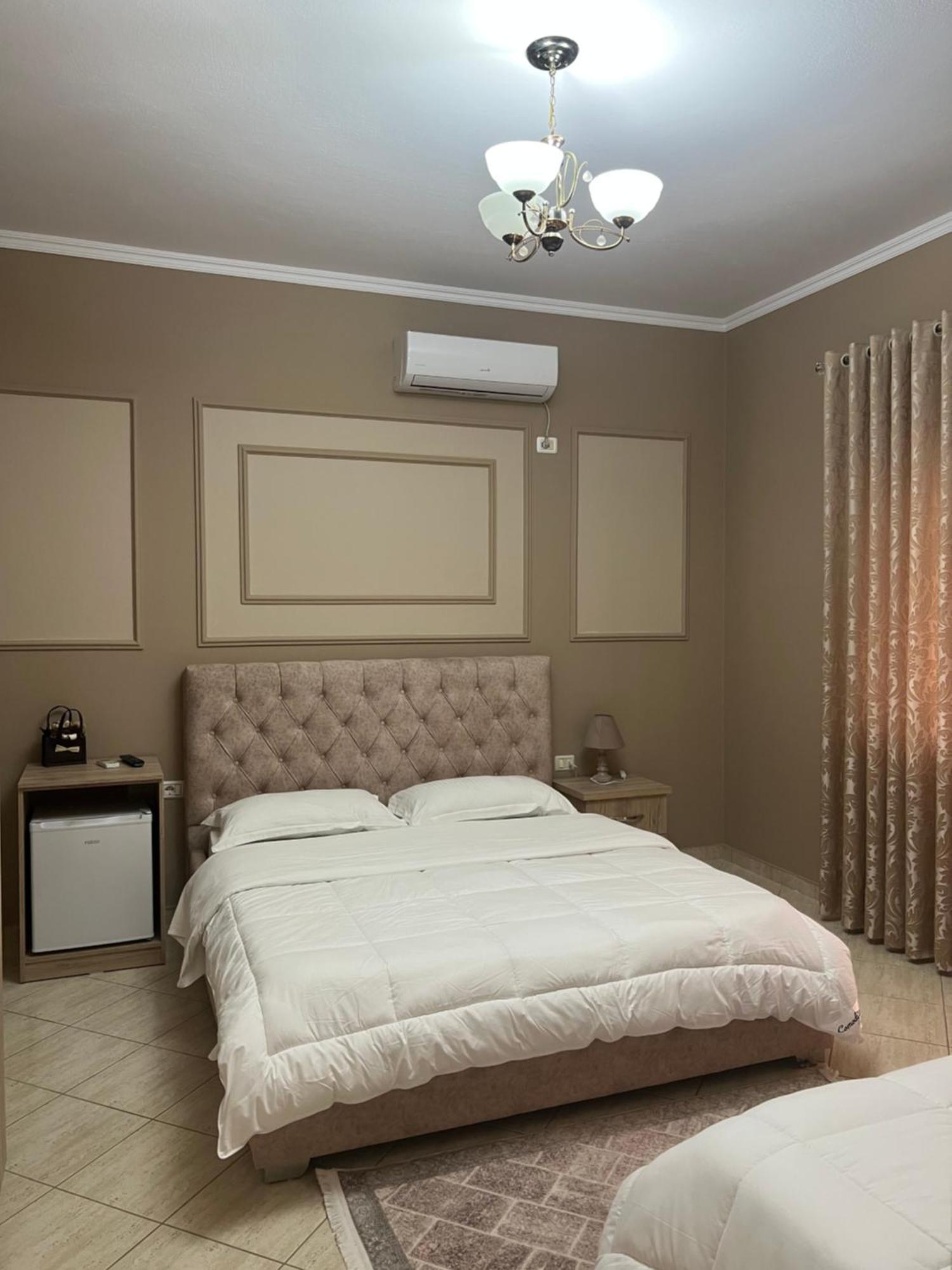 Hotel Vila Arbri Berat Ngoại thất bức ảnh